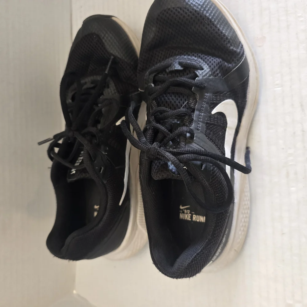Black‎ Athletic Shoes
